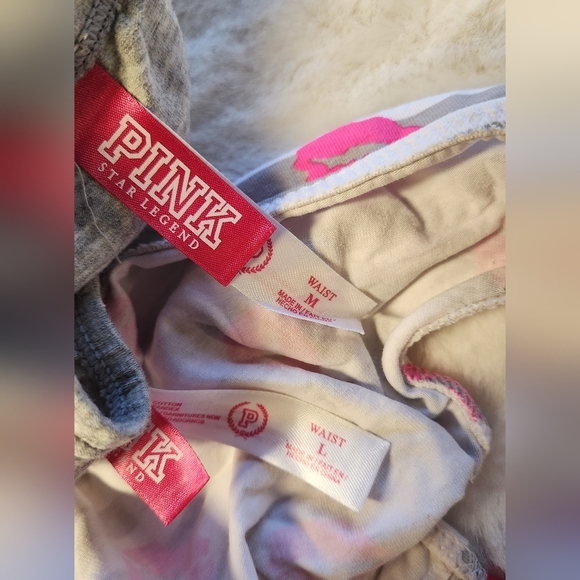 PINK Victoria's Secret Gray and Pink Lip Print Underwear Set - Picture 3 of 4